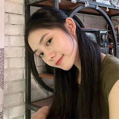 森林孤影